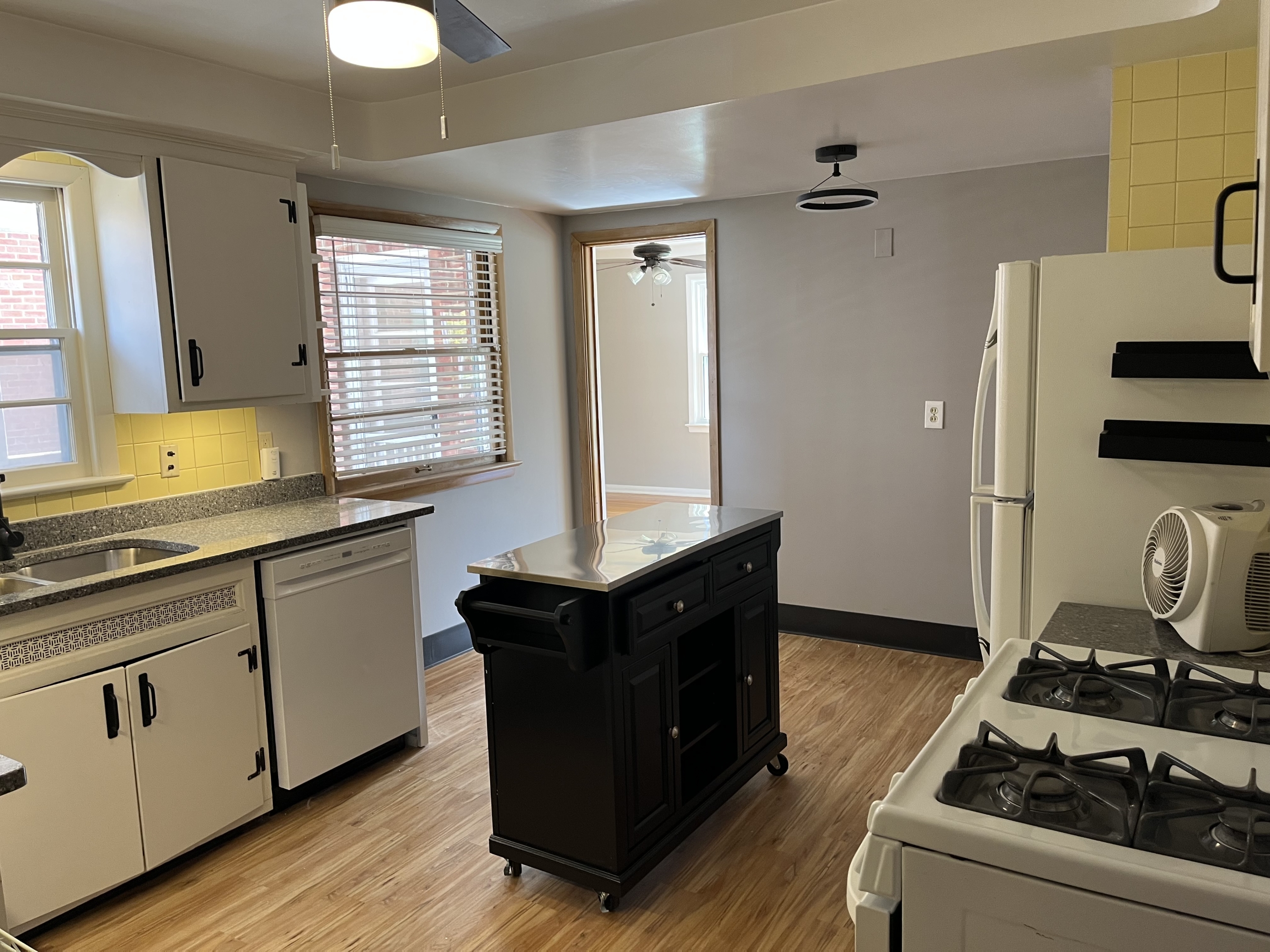 2371 warrensville center rd.